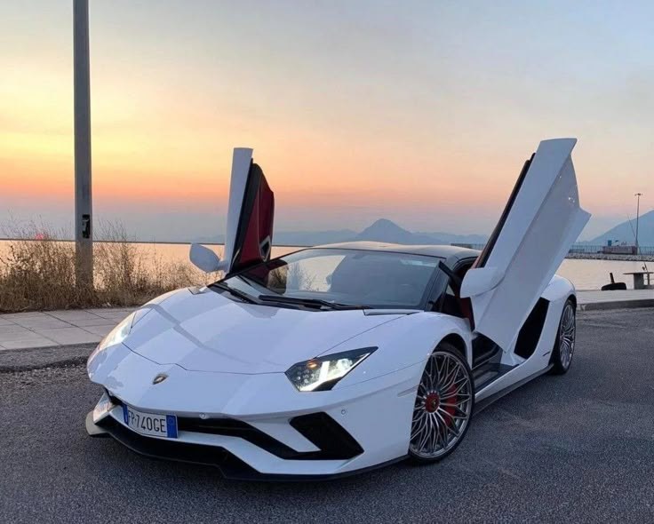 Luxurious cars машинка 27-15BS