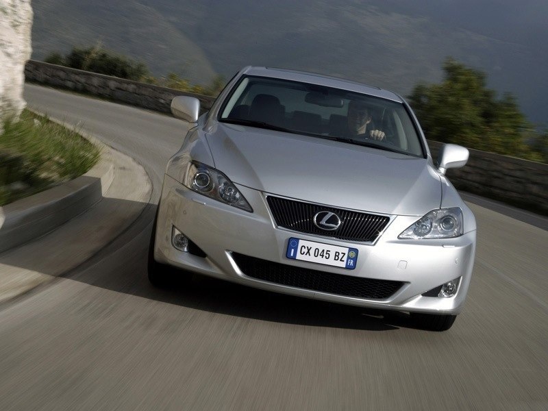Toyota Lexus Машинка D704-25 D704-15