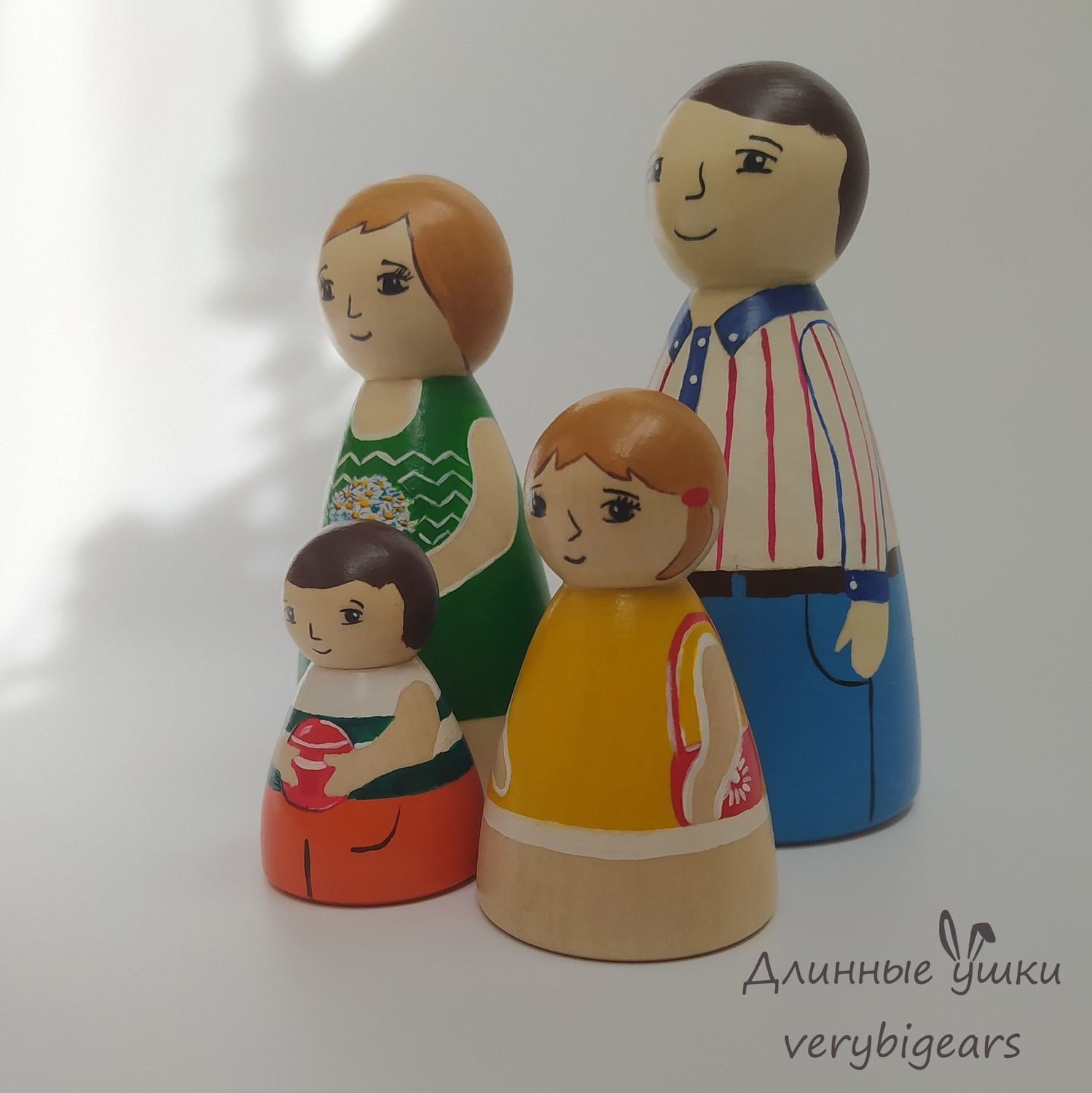 деревянные фигурки длинный