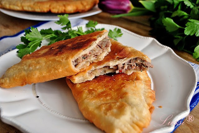 Малохат Чебуреки Говяжьи 6шт