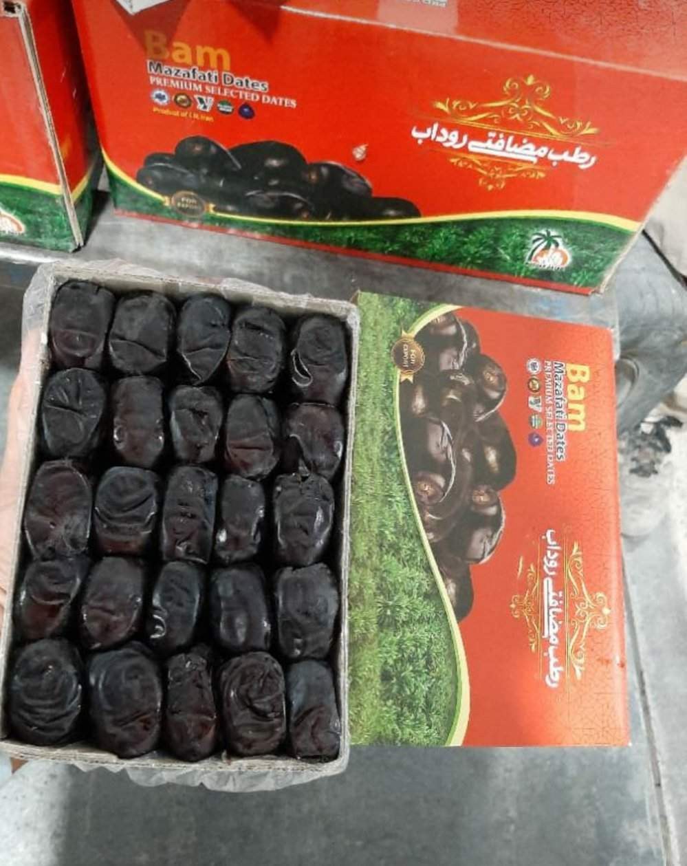 Emtiaz Mazafati fresh dates Зеленая хурма 600гр